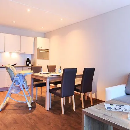 Apartment Sleeps 4 Wifi T425788